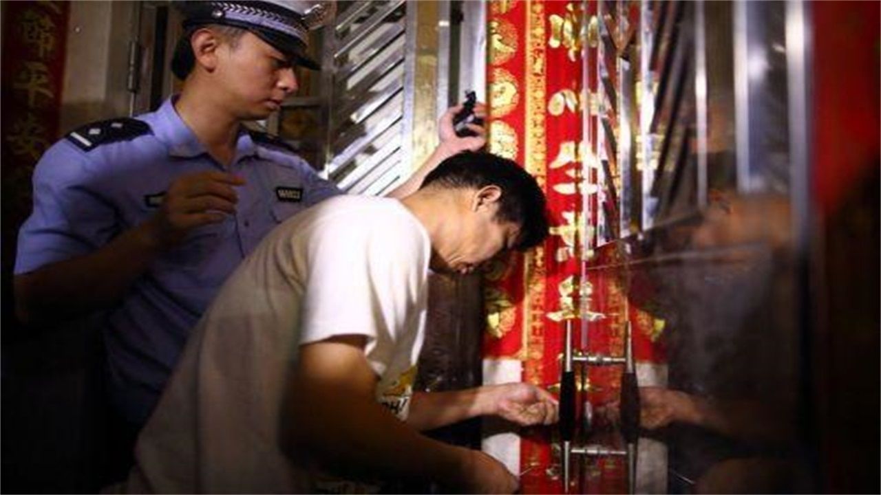 淮北请开锁师傅开了锁后，师傅